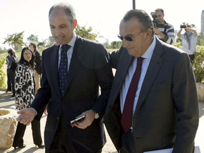 LA RESPUESTA DE LOS PROFESORES